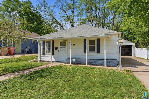 1508 W 28th St Street, Sioux Falls, SD, 57105 | Card Image