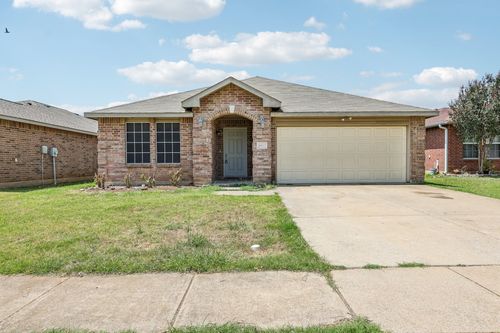 8832 Elk Creek Ln, Fort Worth, TX, 76123-2632 | Card Image