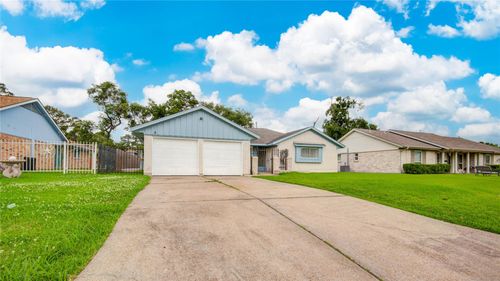 14339 Foxford Way, Houston, TX, 77015-2515 | Card Image