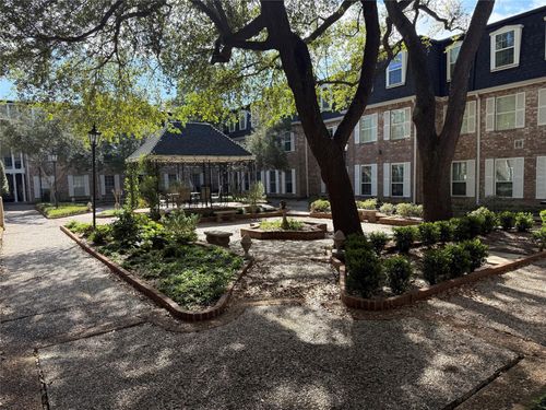 207-357 N Post Oak Ln, Houston, TX, 77024-5939 | Card Image