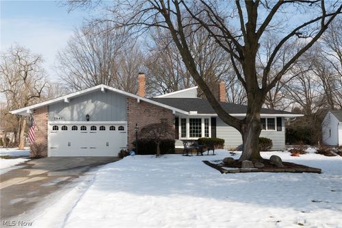 1641 Allen Dr, Westlake, OH, 44145-2506 | Card Image