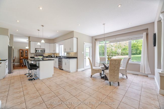 24 Brookhaven Cres, House other with 8 bedrooms, 4 bathrooms and 10 parking in East Garafraxa ON | Image 15