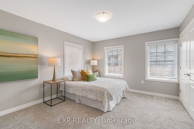 12 Oxfordshire Lane, Condo with 3 bedrooms, 4 bathrooms and 1 parking in Kitchener ON | Image 19