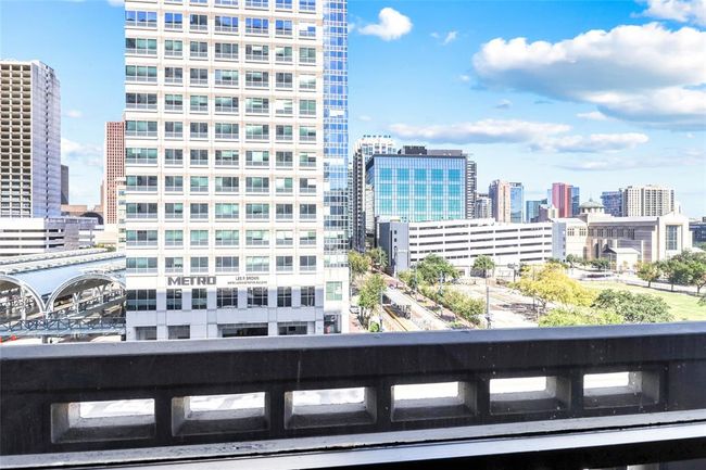 APT-722 - 2016 Main St, Condo with 2 bedrooms, 2 bathrooms and 1 parking in Houston TX | Image 31