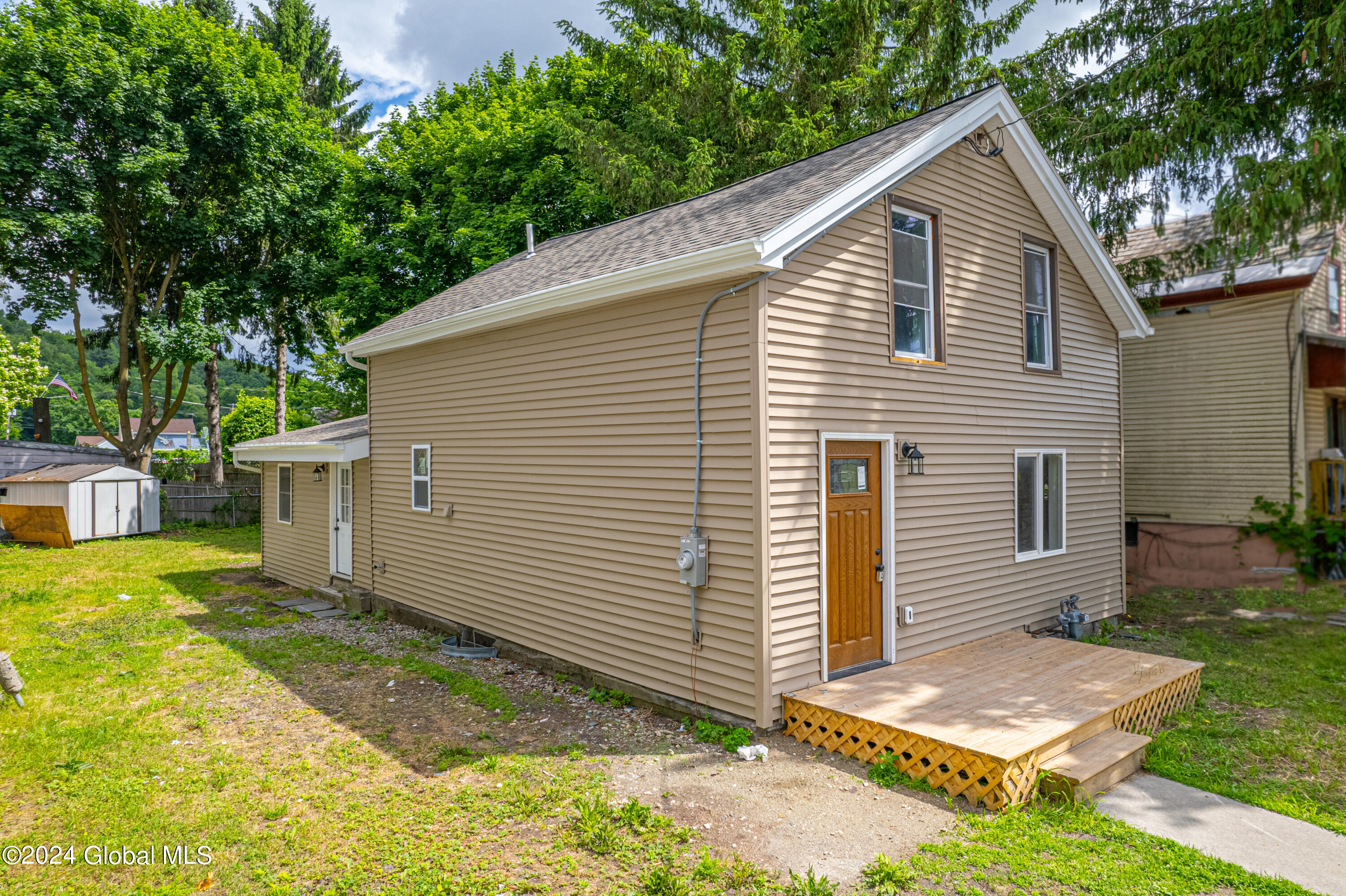 Taylor St, Fort Edward, NY 12828