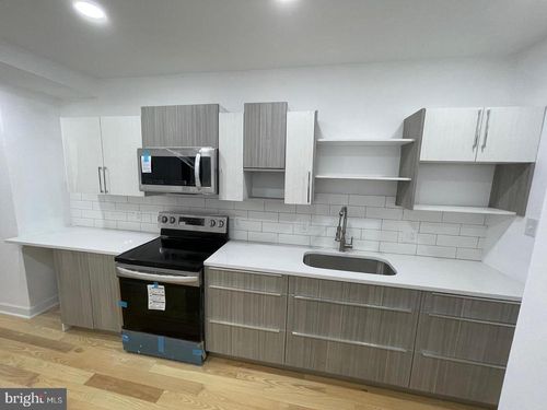 2-2251 N 29th St, PHILADELPHIA, PA, 19132-3403 | Card Image