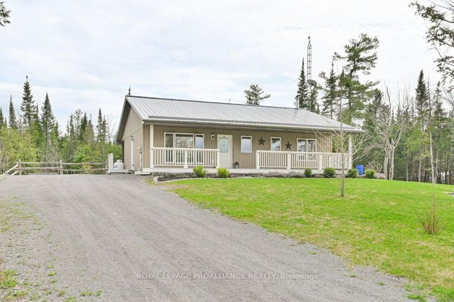 1554 Shannon Rd, House other with 3 bedrooms, 3 bathrooms and 6 parking in Plainfield ON | Image 5