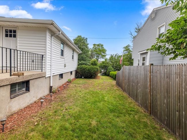 66 Danny Rd, House other with 3 bedrooms, 2 bathrooms and 2 parking in Boston MA | Image 36