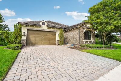 8412 Grand Prix Ln, House other with 2 bedrooms, 2 bathrooms and null parking in Boynton Beach FL | Image 2