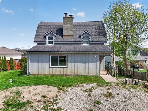 6354 Bennett Lake Rd, Fenton, MI, 48430-8908 | Card Image