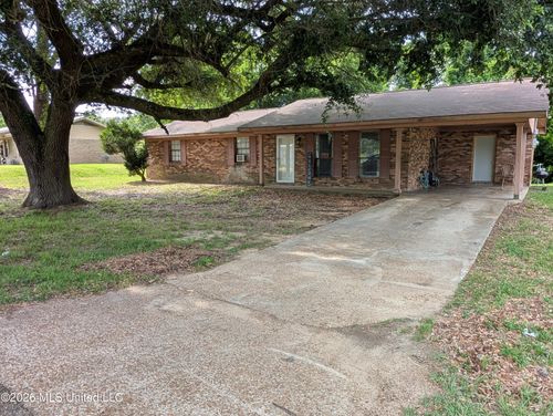 224 Greenfield Rd, Natchez, MS, 39120-7928 | Card Image