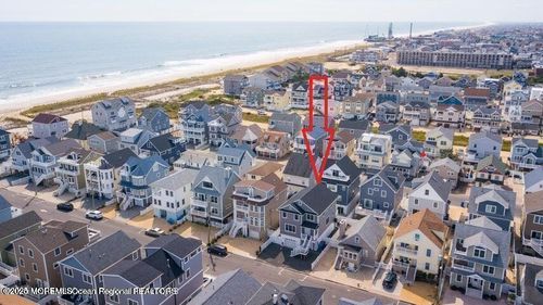35 Coolidge Ave, Seaside Heights, NJ, 08751-1501 | Card Image