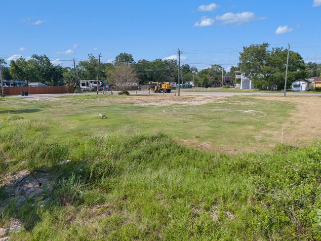 4215 Bayshore Dr, Home with 0 bedrooms, 0 bathrooms and null parking in Bacliff TX | Image 6