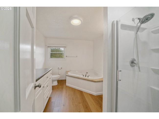 11224 Summit Loop Se, House other with 6 bedrooms, 6 bathrooms and 3 parking in Turner OR | Image 30