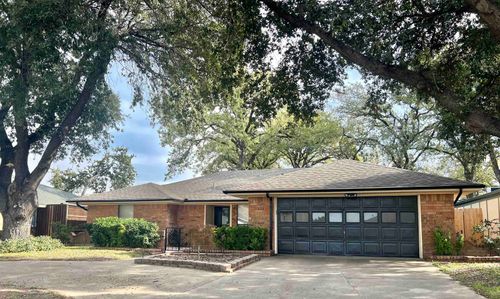 1504 Skyview Dr, Irving, TX, 75060-4710 | Card Image