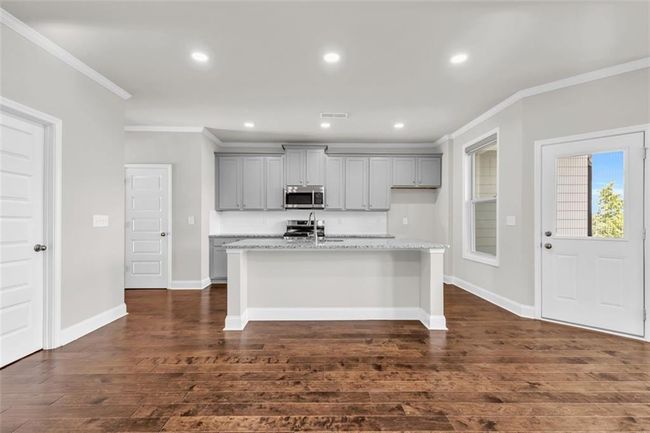 2340 Manor Pointe Dr, Townhouse with 3 bedrooms, 3 bathrooms and 2 parking in Cumming GA | Image 11