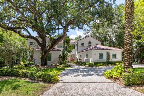 11050 Girasol Ave, Coral Gables, FL, 33156-4270 | Card Image