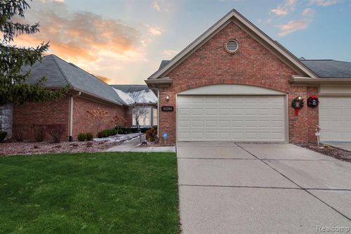 16284 Country Knoll Drive, Northville Twp, MI, 48168 | Card Image