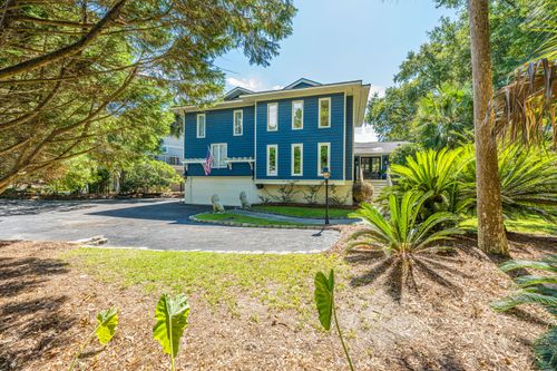 6 Sandwedge Ln, Isle of Palms, SC, 29451-2820 | Card Image