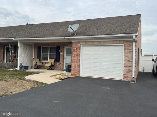 720 Naples Dr, HAGERSTOWN, MD, 21740-5707 | Card Image