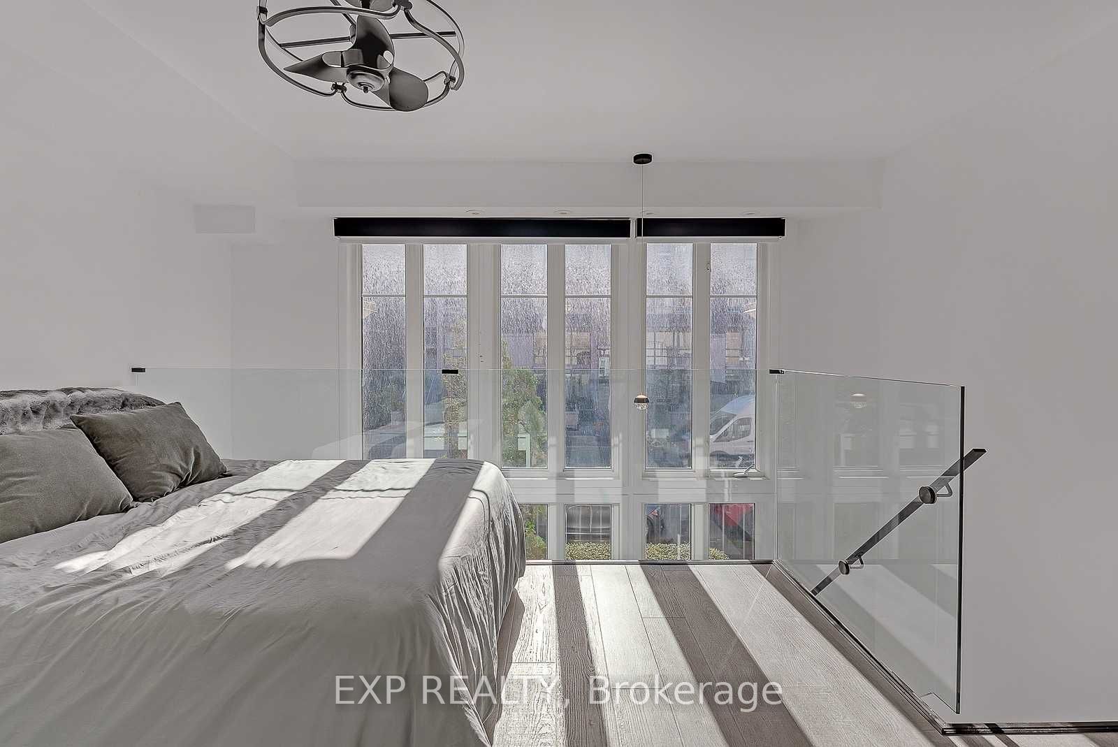 Residential in Toronto C01 5