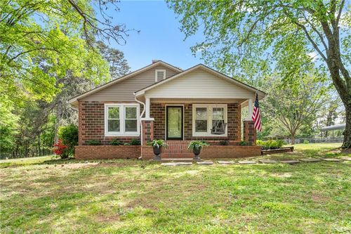 914 Nc Highway 62 E, Pleasant Garden, NC, 27313-9792 | Card Image