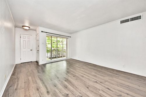 2-2609 Marilee Ln, Houston, TX, 77057-4205 | Card Image