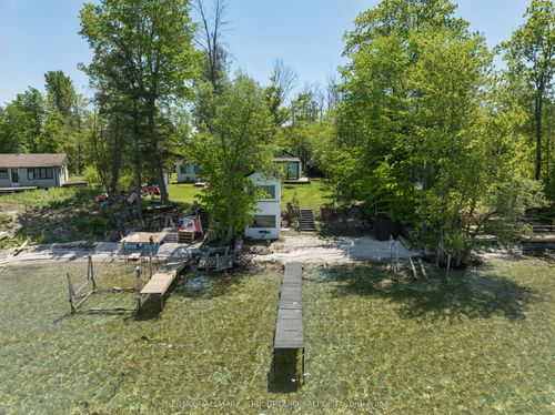 10 Snake Island Rd, Keswick, ON, L4P3E9 | Card Image