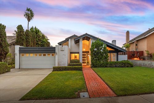 470 Jolina Way, Encinitas, CA, 92024-2403 | Card Image