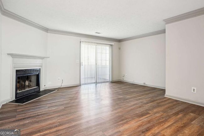 2047 Charter Ln, Townhouse with 2 bedrooms, 3 bathrooms and null parking in Lithonia GA | Image 8