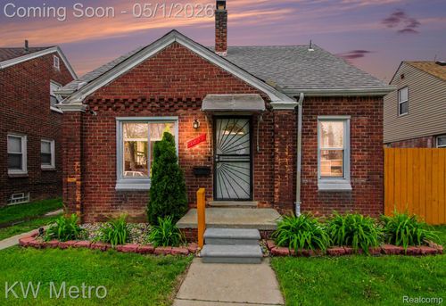 16731 Biltmore St, Detroit, MI, 48235-3438 | Card Image