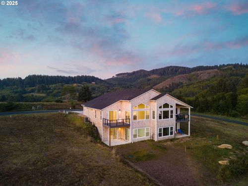 6485 Heron View Dr, Neskowin, OR, 97149-2004 | Card Image