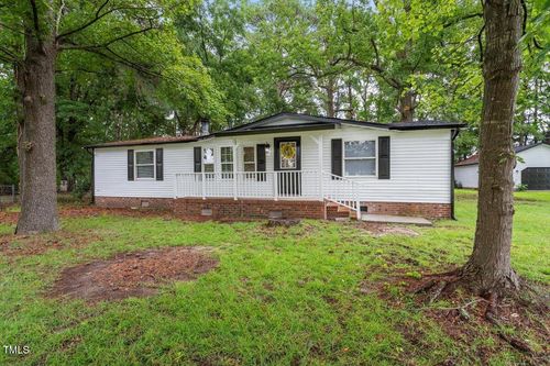 110 Sasser Dr, Goldsboro, NC, 27530-9371 | Card Image
