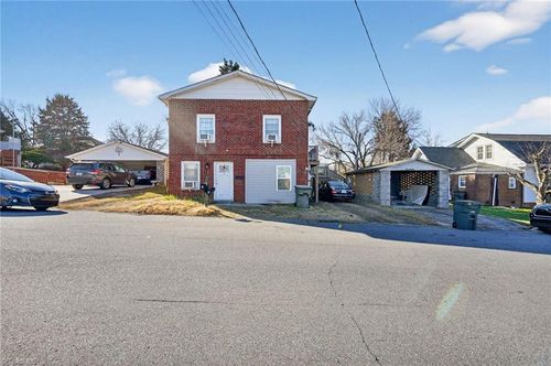 206 May St, Eden, NC, 27288-3936 | Card Image