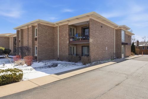 204w-483 N Larch Ave, Elmhurst, IL, 60126-2336 | Card Image