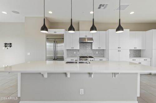 3104 N 71st St, Scottsdale, AZ, 85251-6563 | Card Image