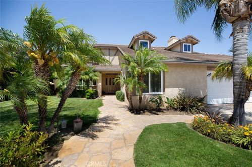 29251 Fountainwood St, Agoura Hills, CA, 91301-4103 | Card Image