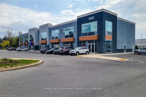 c104-1040 Garner Rd W, Ancaster, ON, L9G0J2 | Card Image