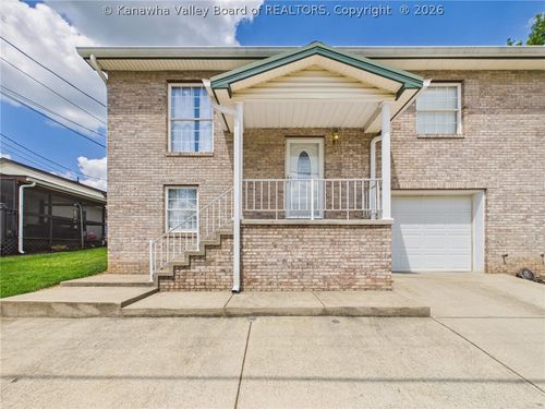 a-5233A Beechcrest Dr, Cross Lanes, WV, 25313-1843 | Card Image