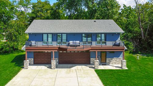 7912 Lake Shore Dr, Cedar Lake, IN, 46303-8704 | Card Image
