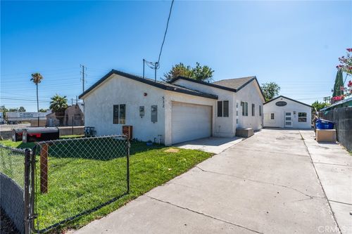 532 N Gardena, San Bernardino, CA, 92411 | Card Image