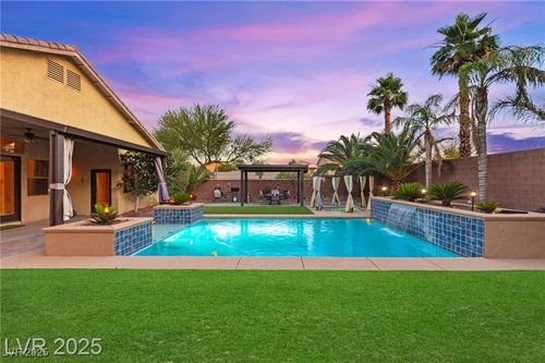 9685 Stonily Ln, Las Vegas, NV, 89178-8282 | Card Image