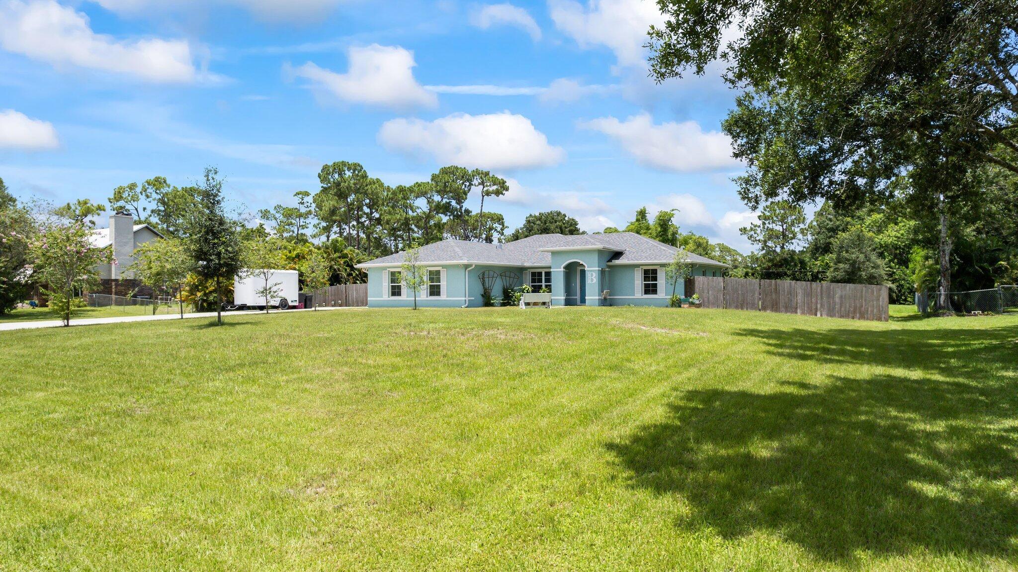 Lonesome Pine Trl, Fort Pierce, FL 34945