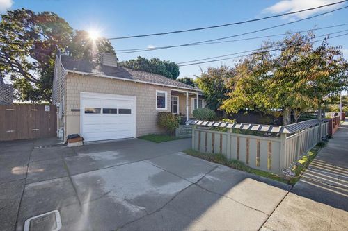 1318 Huron Ave, San Mateo, CA, 94401-1333 | Card Image