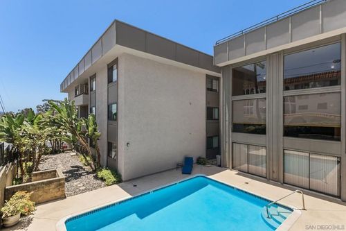 204-3940 Dove, San Diego, CA, 92103 | Card Image