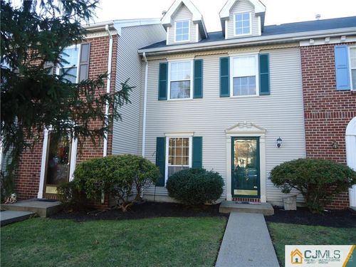 31 Kingston Run, North Brunswick, NJ, 08902-4252 | Card Image