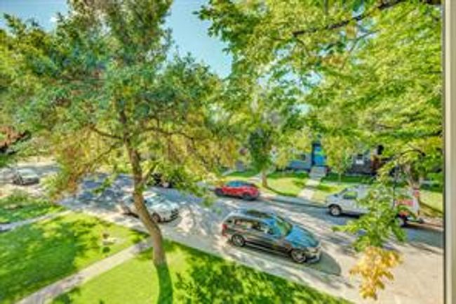 4004 2 St Nw, Home with 4 bedrooms, 3 bathrooms and 2 parking in Calgary AB | Image 46
