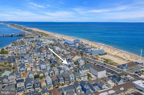 6 Beach St, Sea Bright, NJ, 07760-2210 | Card Image