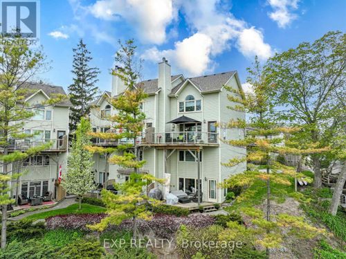 4-40 Ontario Street, Lambton Shores (Grand Bend), ON, N0M1T0 | Card Image