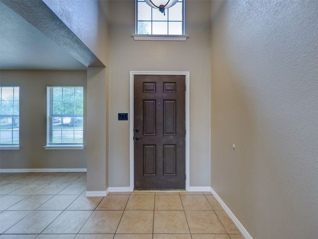 335 Dandelion Loop, House other with 4 bedrooms, 3 bathrooms and null parking in Kyle TX | Image 14
